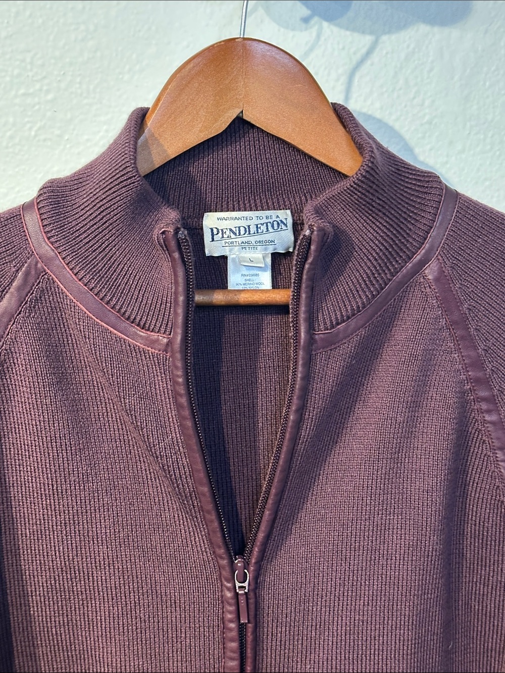 Pendleton Merino wool & leather trim Women's Zip-Front Cardigan in Plum - Picture 3 of 9